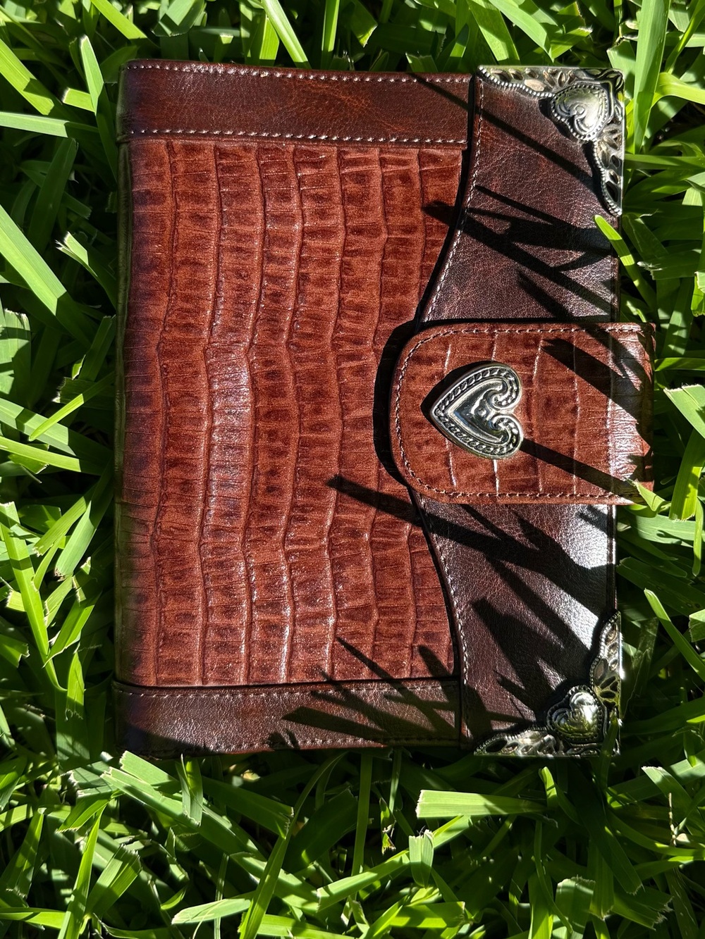 Brown Croc-Embossed 6 ring agenda planner binder Wallet with silver Heart Concho - Picture 1 of 17